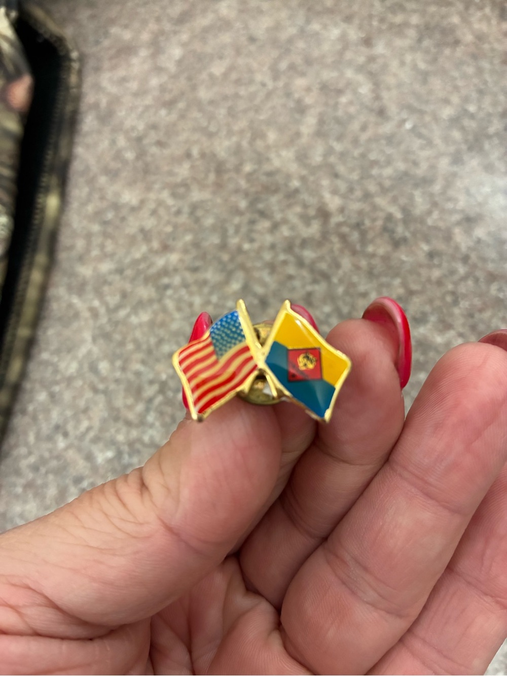 Active USA Dual Flag Lapel Pin with Red, Blue, Yellow, Gold